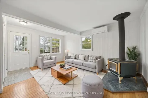 1007 Barton Avenue Georgina ON L4P 3E9
