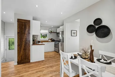 20 Lorne Street Georgina ON L0E 1L0