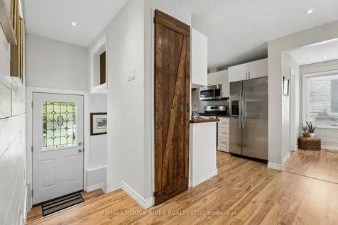 20 Lorne Street Georgina ON L0E 1L0
