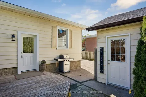 20 Lorne Street Georgina ON L0E 1L0