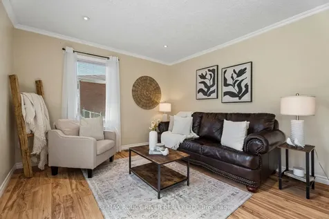 20 Lorne Street Georgina ON L0E 1L0