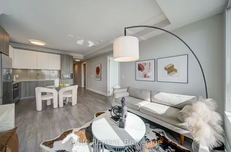 18 Water Walk Drive Markham ON L3R 6L5