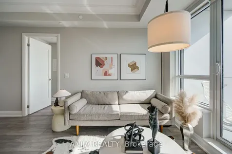 18 Water Walk Drive Markham ON L3R 6L5