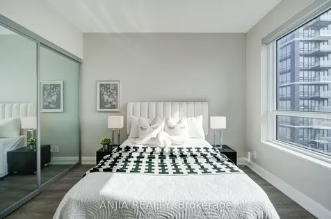 18 Water Walk Drive Markham ON L3R 6L5