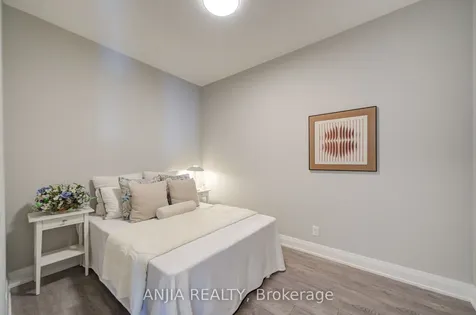 18 Water Walk Drive Markham ON L3R 6L5