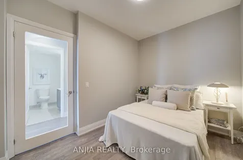 18 Water Walk Drive Markham ON L3R 6L5