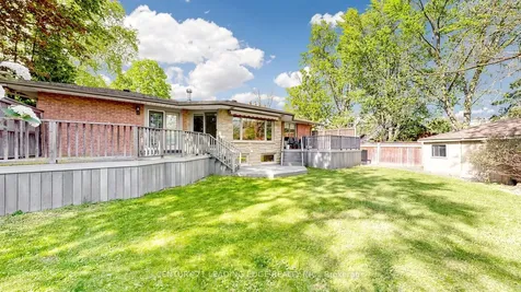 103 Robinson Street Markham ON L3P 1P2