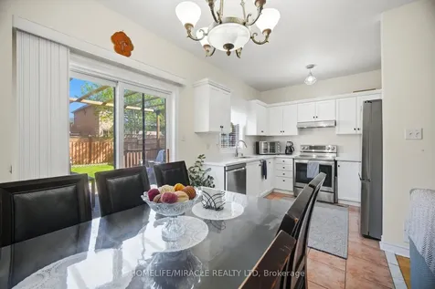 8 Nasir Crescent Vaughan ON L6A 3B3
