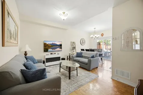 8 Nasir Crescent Vaughan ON L6A 3B3