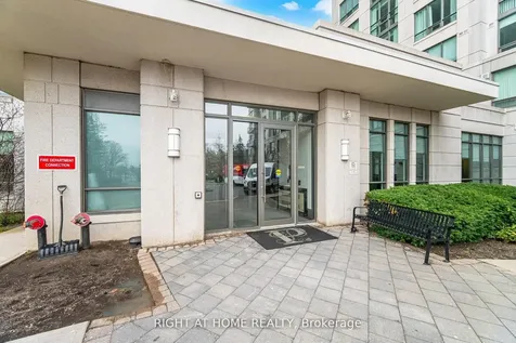 88 Promenade Circle Vaughan ON L4J 9A4