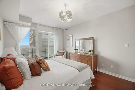88 Promenade Circle Vaughan ON L4J 9A4