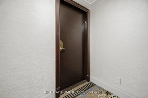 88 Promenade Circle Vaughan ON L4J 9A4