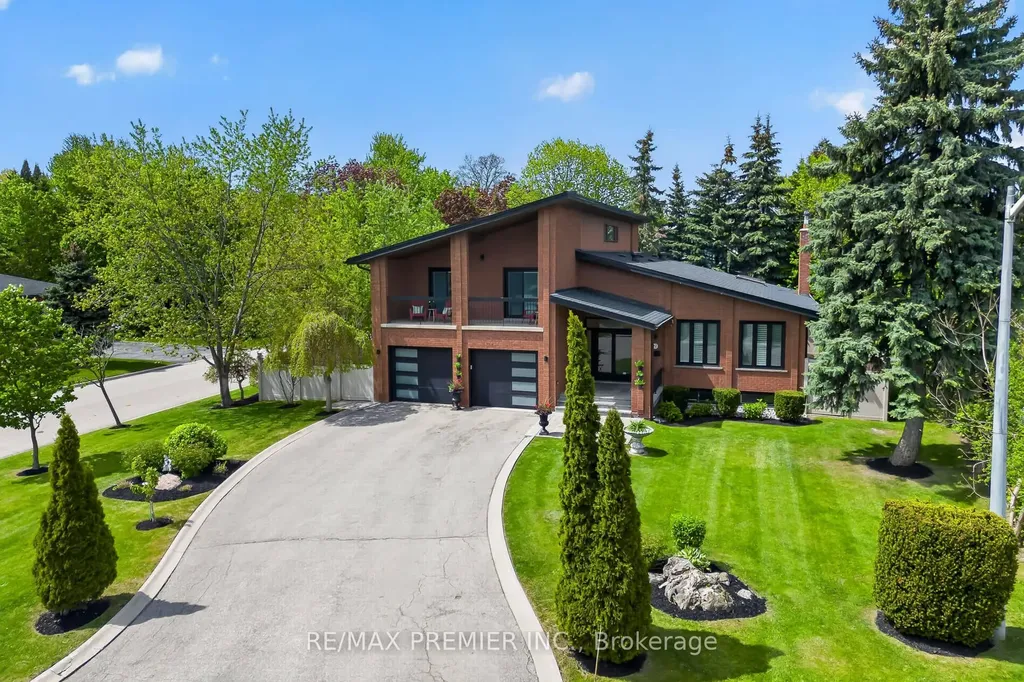 21 Forest Circle Court Vaughan ON L4L 1N8