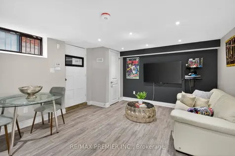 21 Forest Circle Court Vaughan ON L4L 1N8