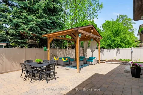 21 Forest Circle Court Vaughan ON L4L 1N8
