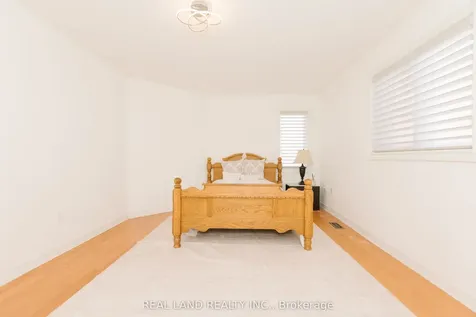 5 Rochester Hill Street Richmond Hill ON L4S 2M6