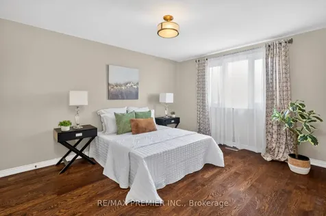 248 Forest Drive Vaughan ON L4L 3T5