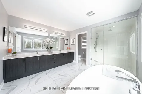 1655 Emberton Way Innisfil ON L9S 0N4