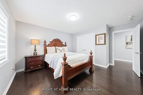 1655 Emberton Way Innisfil ON L9S 0N4