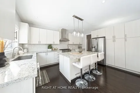 1655 Emberton Way Innisfil ON L9S 0N4