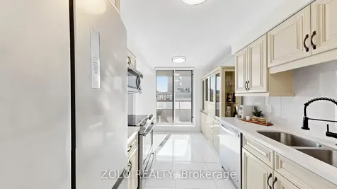 91 Townsgate Drive Vaughan ON L4J 8E8