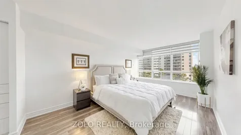 91 Townsgate Drive Vaughan ON L4J 8E8