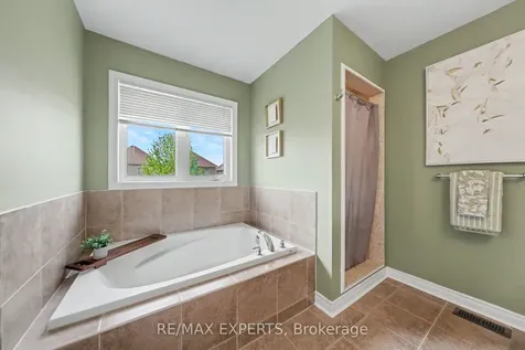 54 Weaver Terrace New Tecumseth ON L0G 1W0