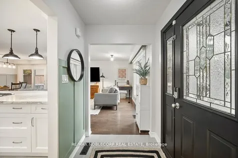 42 Mitchell Avenue New Tecumseth ON L9R 1C2