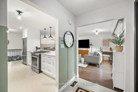 42 Mitchell Avenue New Tecumseth ON L9R 1C2