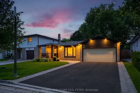 42 Mitchell Avenue New Tecumseth ON L9R 1C2