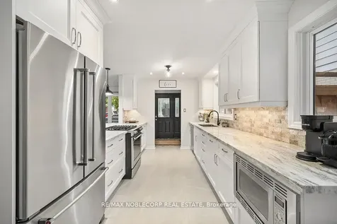 42 Mitchell Avenue New Tecumseth ON L9R 1C2