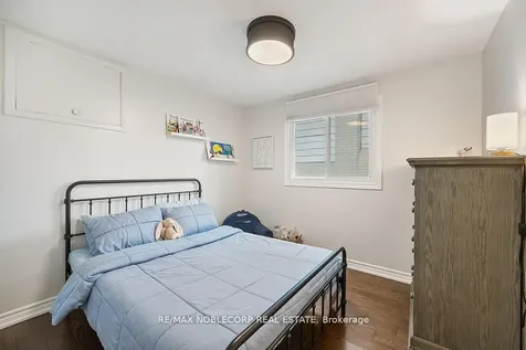 42 Mitchell Avenue New Tecumseth ON L9R 1C2