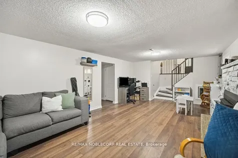 42 Mitchell Avenue New Tecumseth ON L9R 1C2