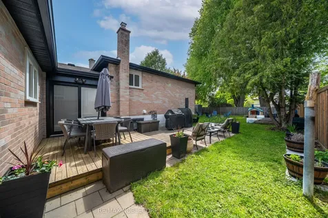 42 Mitchell Avenue New Tecumseth ON L9R 1C2