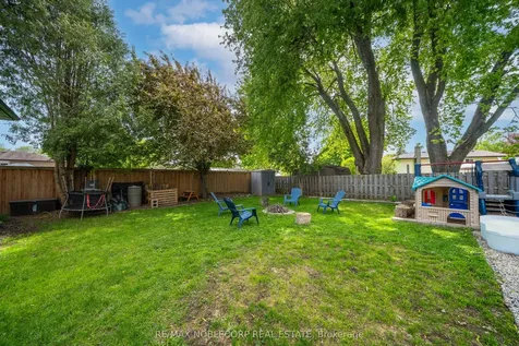 42 Mitchell Avenue New Tecumseth ON L9R 1C2