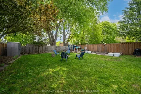 42 Mitchell Avenue New Tecumseth ON L9R 1C2