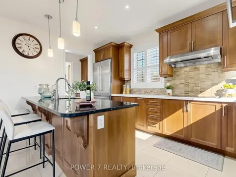 7 Bembridge Drive Markham ON L6C 0J3