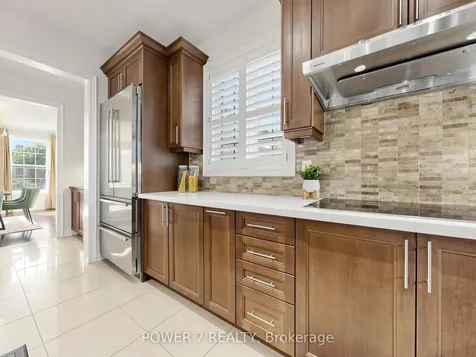 7 Bembridge Drive Markham ON L6C 0J3