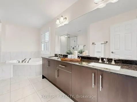 7 Bembridge Drive Markham ON L6C 0J3