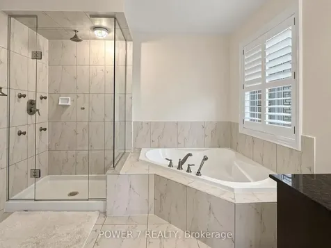 7 Bembridge Drive Markham ON L6C 0J3
