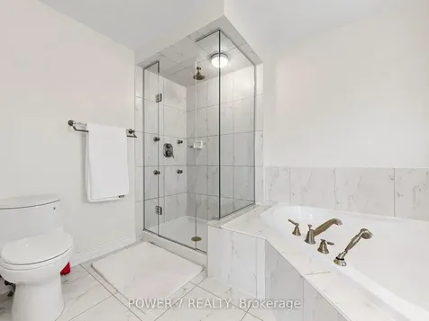7 Bembridge Drive Markham ON L6C 0J3