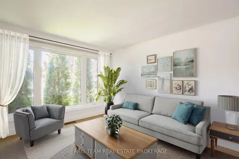 71 Harrison Drive Newmarket ON L3Y 4P3