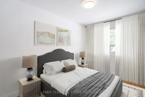 71 Harrison Drive Newmarket ON L3Y 4P3