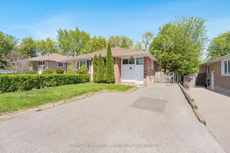 71 Harrison Drive Newmarket ON L3Y 4P3
