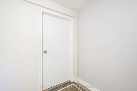 71 Harrison Drive Newmarket ON L3Y 4P3
