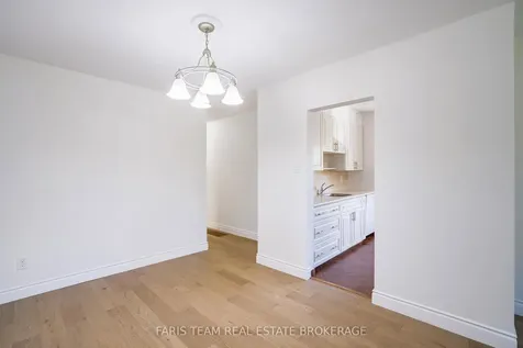 71 Harrison Drive Newmarket ON L3Y 4P3