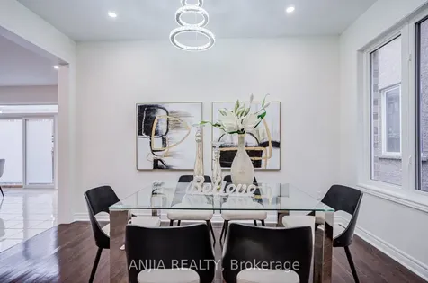 186 Ascalon Drive Vaughan ON L6A 0M8