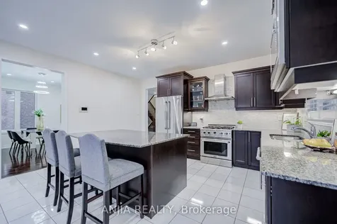 186 Ascalon Drive Vaughan ON L6A 0M8