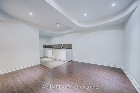 186 Ascalon Drive Vaughan ON L6A 0M8