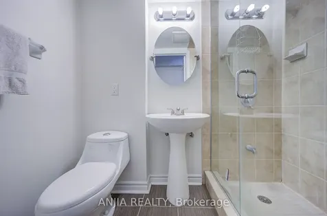 186 Ascalon Drive Vaughan ON L6A 0M8